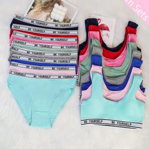 Random 4sets wide shoulder strap girls cotton underwear + cotton triangle underwear set, solid color girls classic never outdated, lower bust and waist printed letter pattern girls vest set suitable for 9-11Y